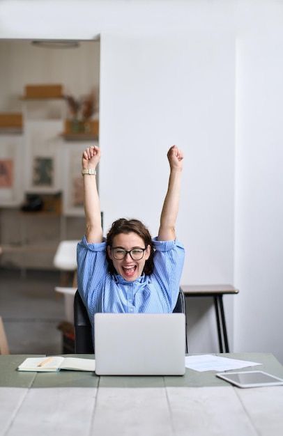 Digitales Dashboard mit Strategie-Key-Performance-Indicators als Blaupause